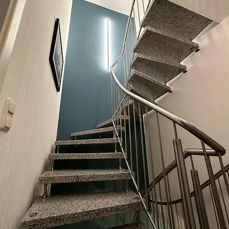 Semesterbostad Luxx Downtown - Design-apartment Zentral Im Ort Bad Zwischenahn